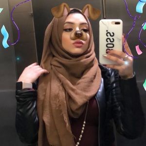 Meet your Posher, Mariam